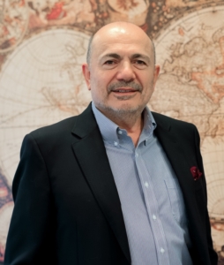Prof. Dr. Sinan Zeren - Üroloji Uzmanı